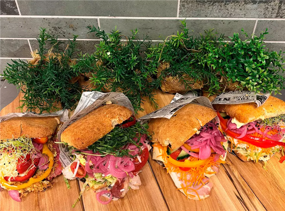 Sandwich i urtebolle (uspecificeret)